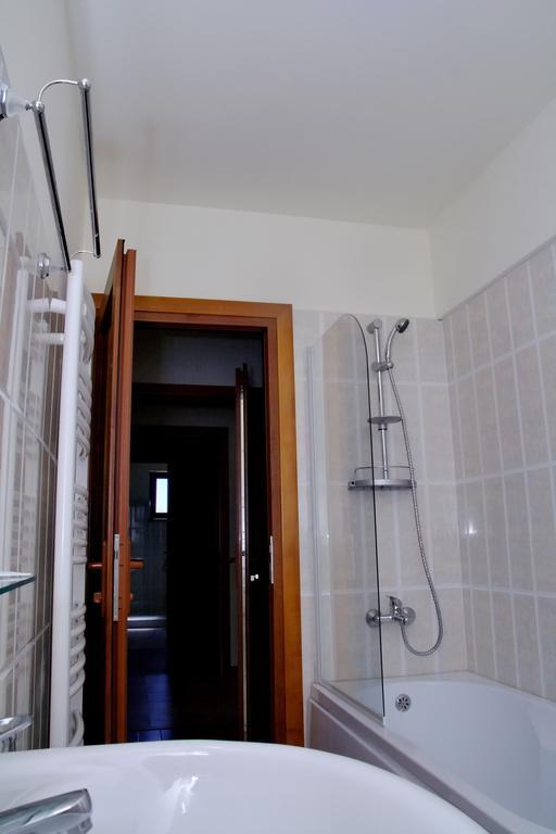 Pensiunea Pestisorul Dunavatu de Jos Phòng bức ảnh